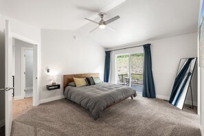 3 slaapkamers, een bureau, een strijkplank/strijkijzer, gratis wifi