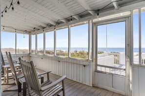Interior - Full House / 5705 W Beach Drive (Oak Island)