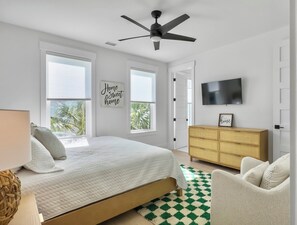 5 多间卧室、熨斗/熨衣板、免费 WiFi、床单