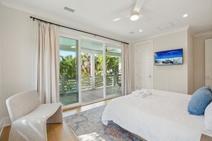 5 室のベッドルーム、デスク、アイロン / アイロン台、WiFi (無料)