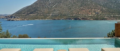 Utomhuspool
