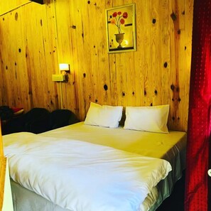 Free WiFi, bed sheets