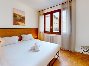 3 Schlafzimmer, Bügeleisen/Bügelbrett, WLAN, Bettwäsche