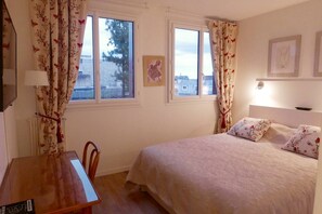 1 quarto, ferros/tábuas de passar roupa, Wi-Fi, roupa de cama