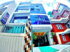 Mặt tiền nơi lưu trú