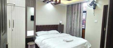 Deluxe Apartment, City View | Free WiFi