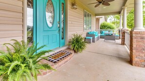 House (4 Bedrooms) | Interior - Family-friendly Ozarks Getaway < 21 Mi to Branson! (Omaha)