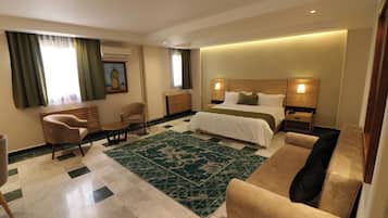 Suite Deluxe | 1 chambre, minibar, rideaux occultants, Wi-Fi gratuit