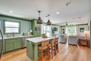 House (5 Bedrooms) | Front of property - Chic PCB Getaway w/ Private Yard - Walk to Beach! (Panama City Beach)