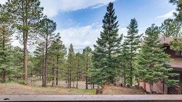 Apartment (2 Bedrooms) | Bahagian dalam