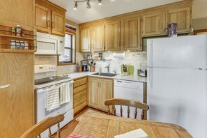 Apartment (2 Bedrooms) | Interior - Walk to Chair Lift: Angel Fire Condo w/ Mtn Views (Angel Fire)
