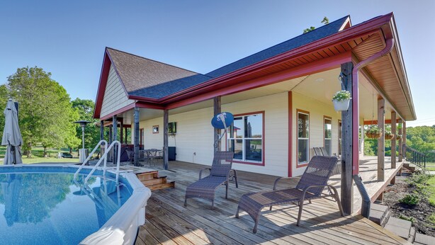 House (3 Bedrooms) | Interior - Neosho Home on 90 Acres w/ Private Pool & Fire Pit (Neosho)