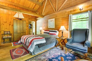 Apartment (3 Bedrooms) | Interior - Updated Mtn Cabin on 20 Acres w/ Large Waterfall (Jasper)