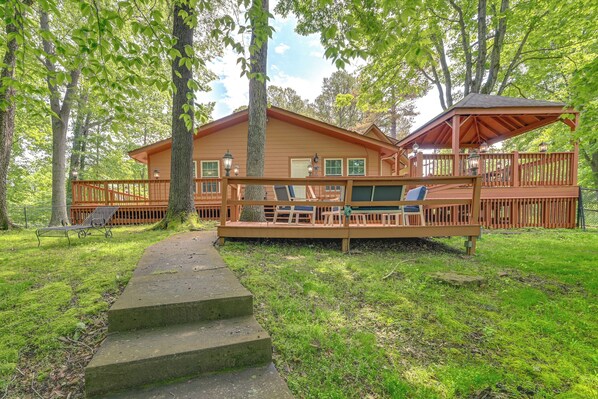 House (3 Bedrooms) | Interior - Kentucky Getaway w/ Access to Rough River Lake! (Leitchfield)