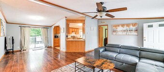 Kuttawa Vacation Rental w/ Smart TV, Near Marinas!