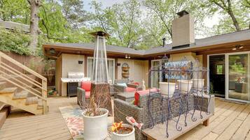 House (5 Bedrooms) | Interior