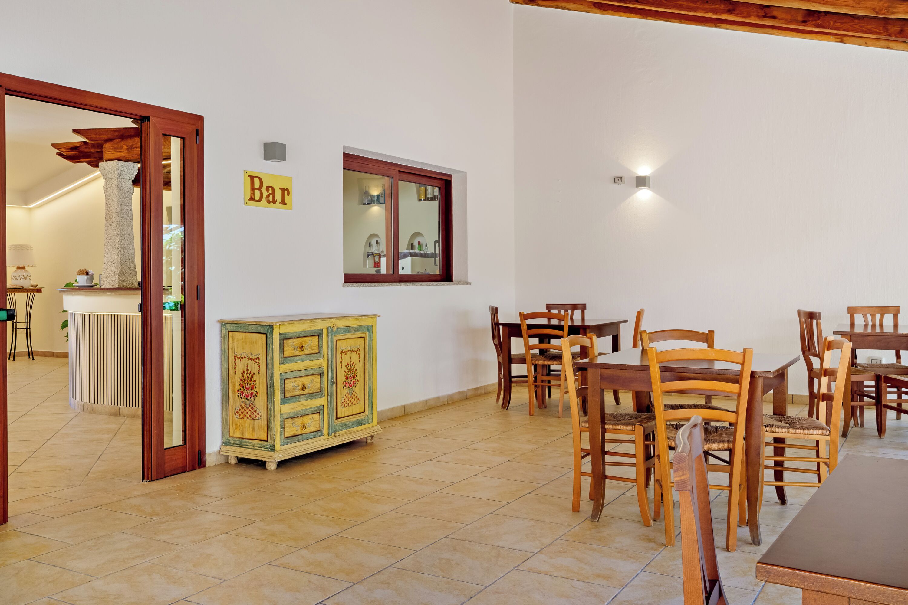 Breakfast area