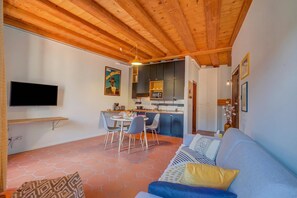 Familienapartment, Mehrere Schlafzimmer (Casa Francesca) | Wohnbereich