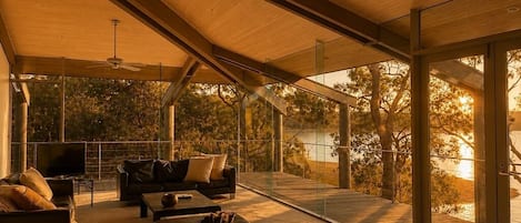 Smart TV, fireplace, books