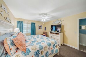 1 bedroom, iron/ironing board, free WiFi, bed sheets - FREE Golf+Perks! Mariner West 509 King Bed, Large Balcony, Grills&Heated Pool (Panama City Beach)