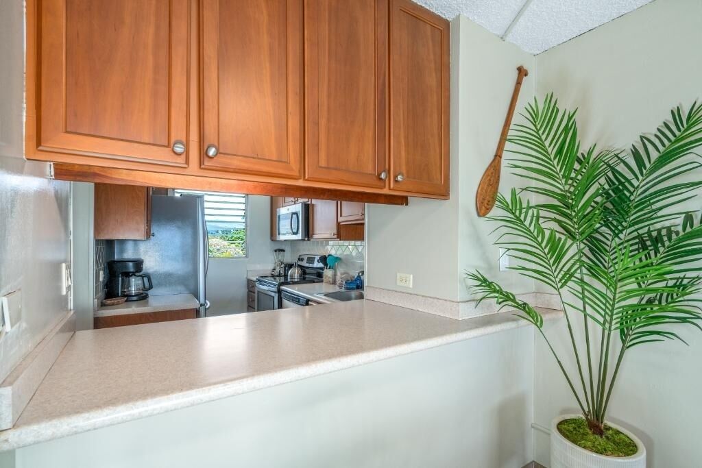 Condo, 2 Bedrooms | Private kitchen | Coffee/tea maker, fridge, oven, toaster
