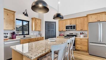 Fridge, microwave, dishwasher, toaster