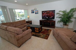 Smart TV, offices - 121 33rd St B | Heart of the Balboa Peninsula w/ Ocean Views From (Newport Beach)