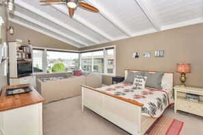 3 soverom, strykejern/-brett, wi-fi (inkludert) og sengetøy