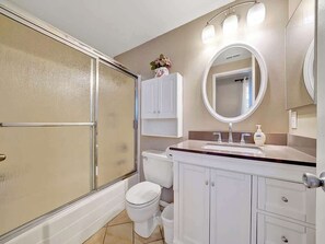 Regadera y secadora de cabello 