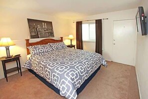 3 soverom, strykejern/-brett, wi-fi (inkludert) og sengetøy