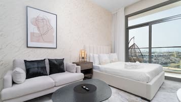 Design-studio | 1 makuuhuone, yksilöllisesti sisustettu, silitysrauta/-lauta