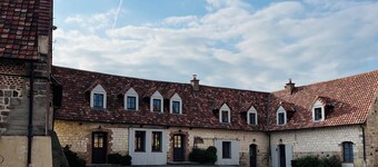 LA Grange - Gîte de Groupe Avec Piscine Domaine du Vieux Chateau / Côte D'opale