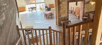 LA Grange - Gîte de Groupe Avec Piscine Domaine du Vieux Chateau / Côte D'opale