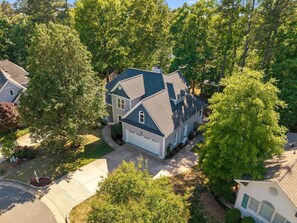 Exterior - Spacious 5 Bedroom, Hot Tub, Arcade Room, EV Charger, Handicap & Quiet Culdesac! (Raleigh)