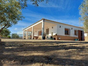 Exterior - 2 Bedroom Private vacation home in Albondon (Albondon)