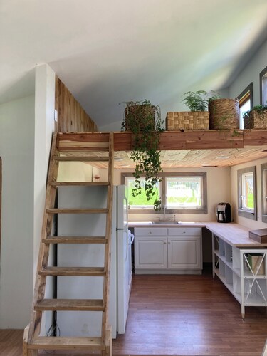 A Cottage Minutes From Mad River Glen and Sugarbush 