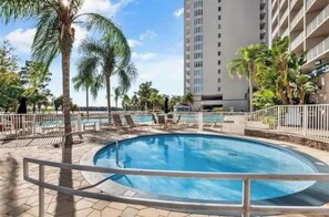 Pool - Lakeview Condo Near Disney! (Orlando)