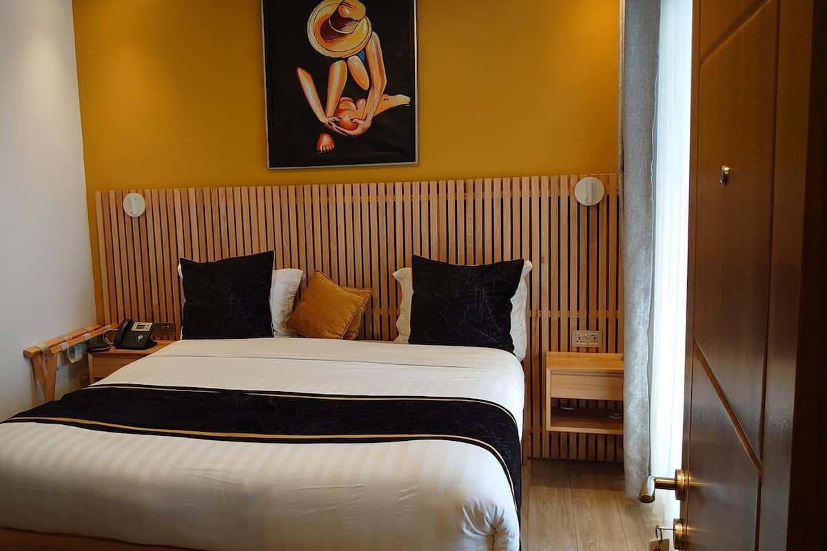 Superior Double Room, Terrace | Soundproofing, free WiFi