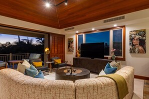 Smart TV, printers - 217C Ke Alaula Villa: Luxurious 3BR Townhome in Hualalai Resort w/ Lanais (Kailua Kona)
