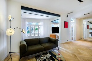 Living area - 3 Bedroom Apartment in Beausoleil (Beausoleil)