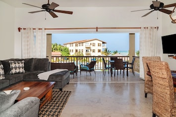 4B Condo