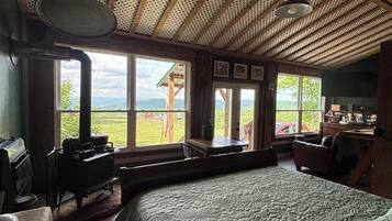 1 室のベッドルーム、WiFi、ベッドシーツ、車椅子でアクセスできる設備