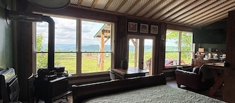 Plateau Retreat - Stunning Mountain View - Pet Friendly - WiFi