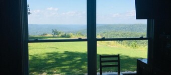 Plateau Retreat - Stunning View - Pet Friendly - WiFi