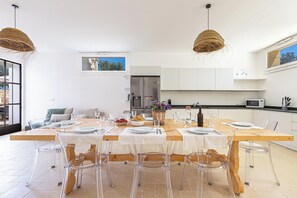 Huvila | Ruokasali