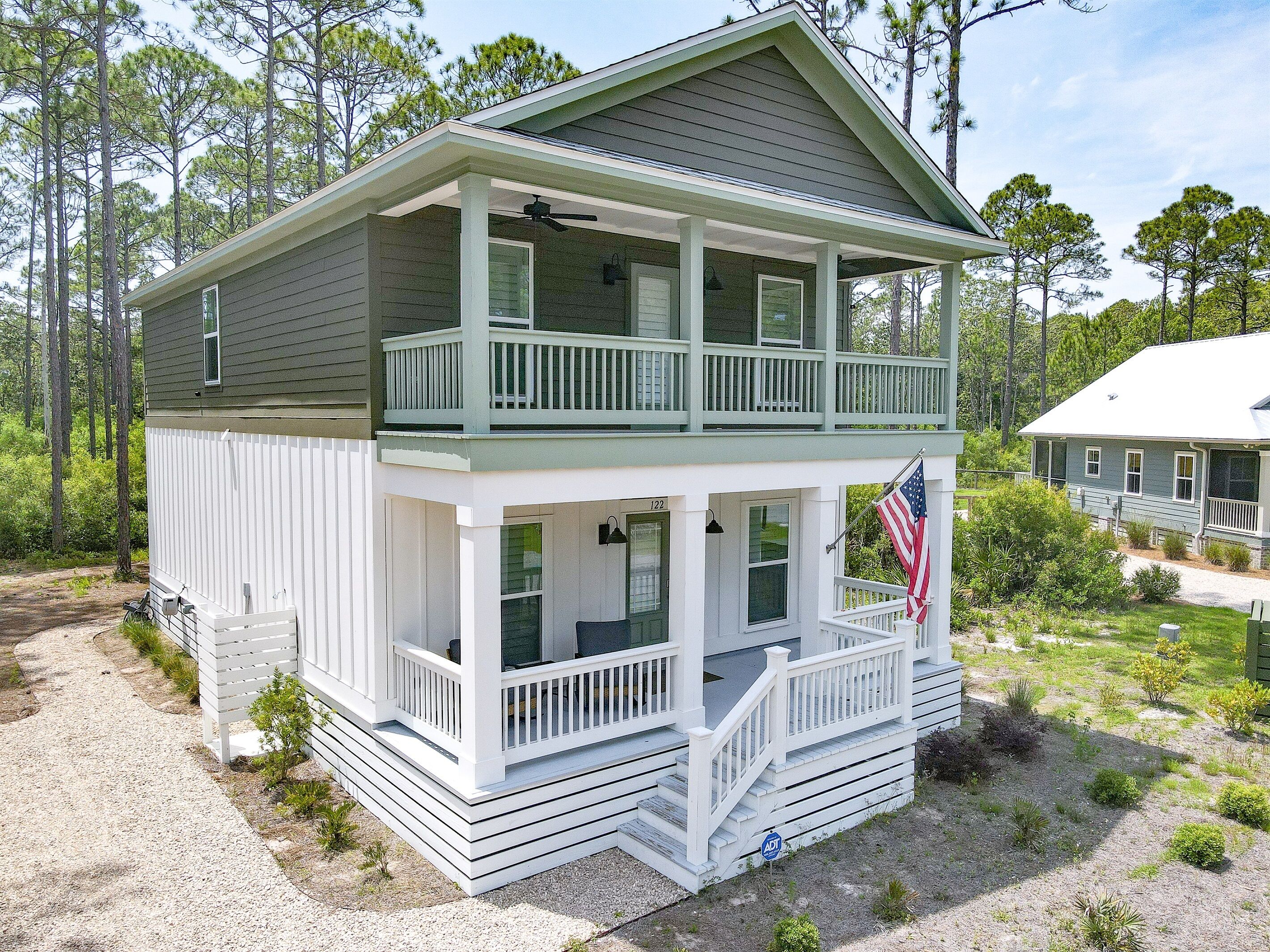 New Listing! Costal Dreams 3BR/2.5BA located in Summer Camp