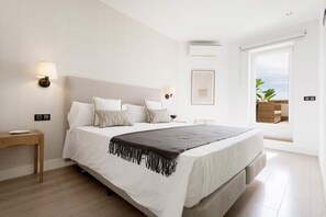 2 bedrooms, WiFi, bed sheets - Penthouse with terrace in Madrid. Delicias II (Madrid)