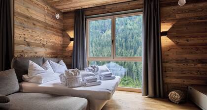 sGmiatli – Hideaway Apartments