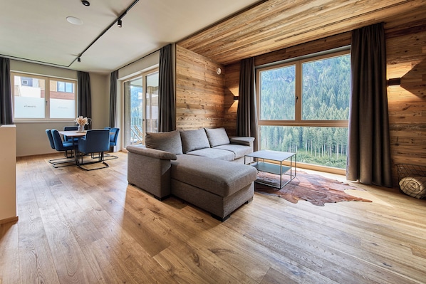 Televisión de pantalla plana