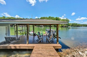 Property grounds - Go Jump In the Lake! Just Listed Custom Lakefront Home with Dock & Amenities! (Moneta)